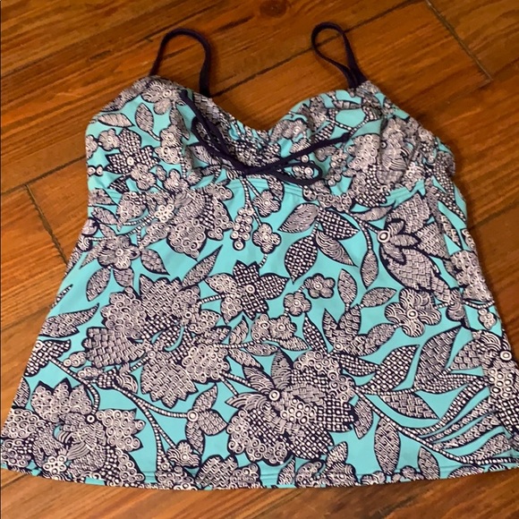 Lands' End Other - Lands’ End tankini swimsuit top 10P